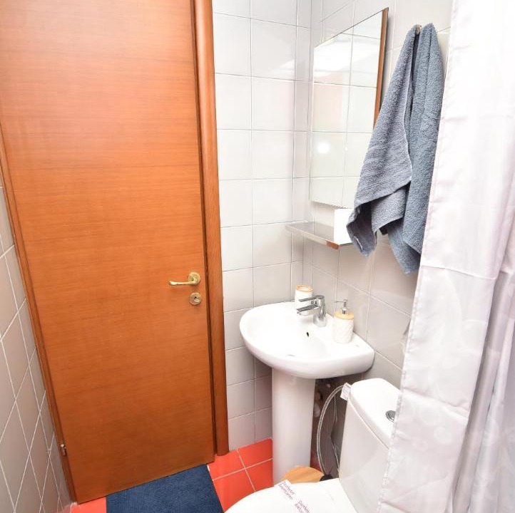 Photo of Bathroom in Vardaris