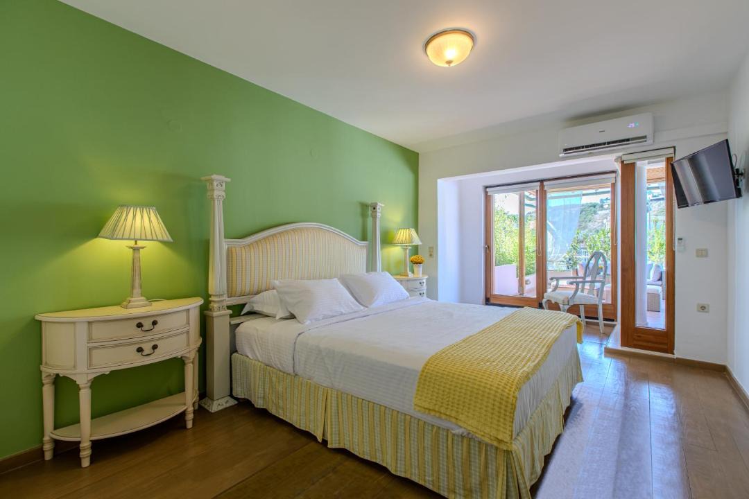 Photo of Bedroom in Platanias Town