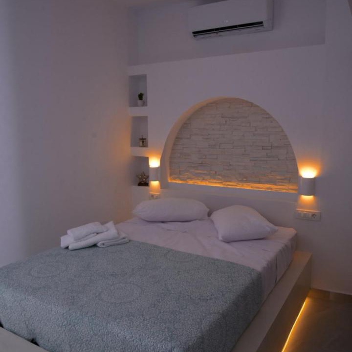 Photo of Bedroom in Mirties
