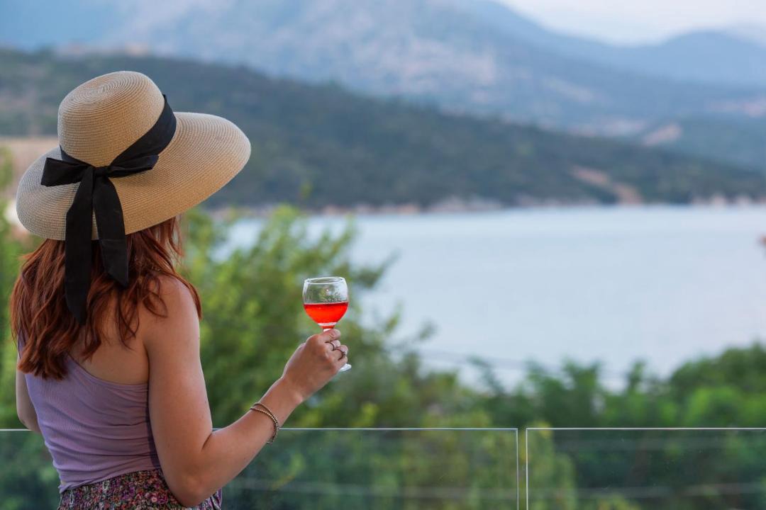 Photo of Others in Lygia