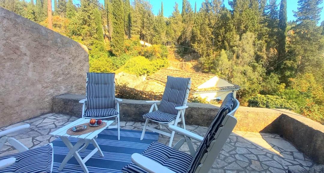 Photo of Patio Balcony in Achilleio