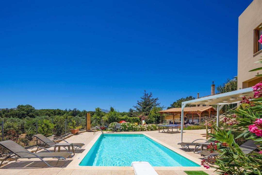 Photo of Outdoor in Monopari