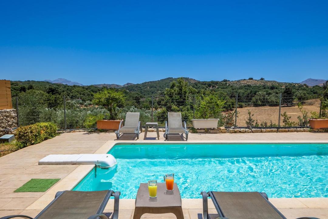 Photo of Outdoor in Monopari