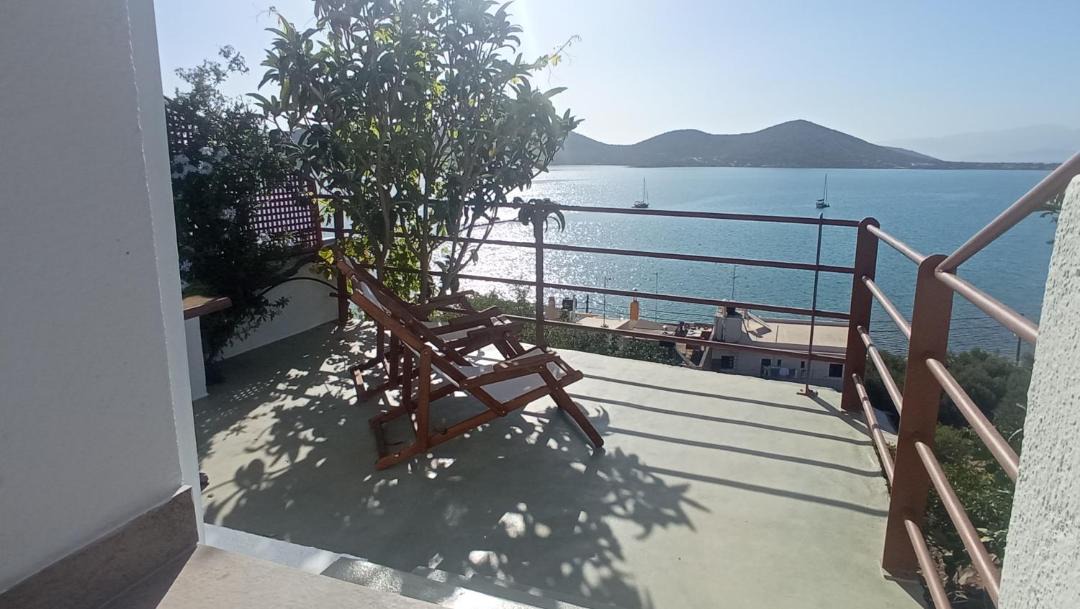 Photo of Patio Balcony in Mavrikiano