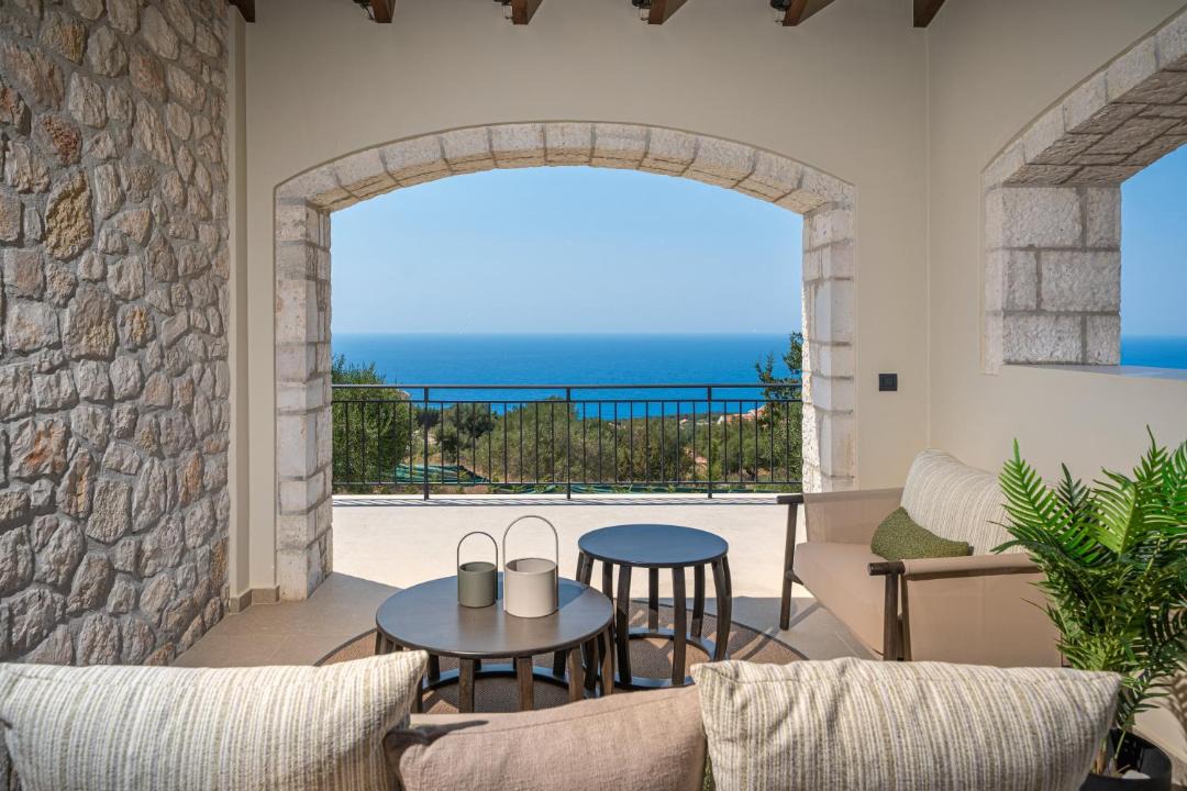 Photo of Patio Balcony in Antipata