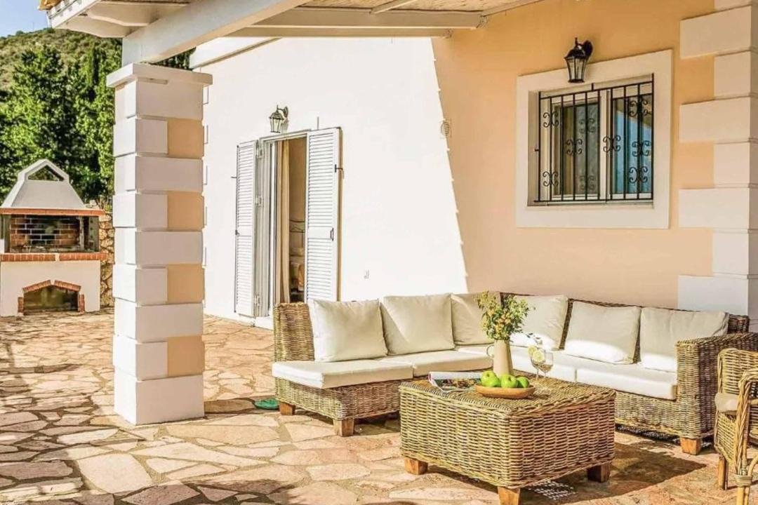 Photo of Livingroom in Nidri