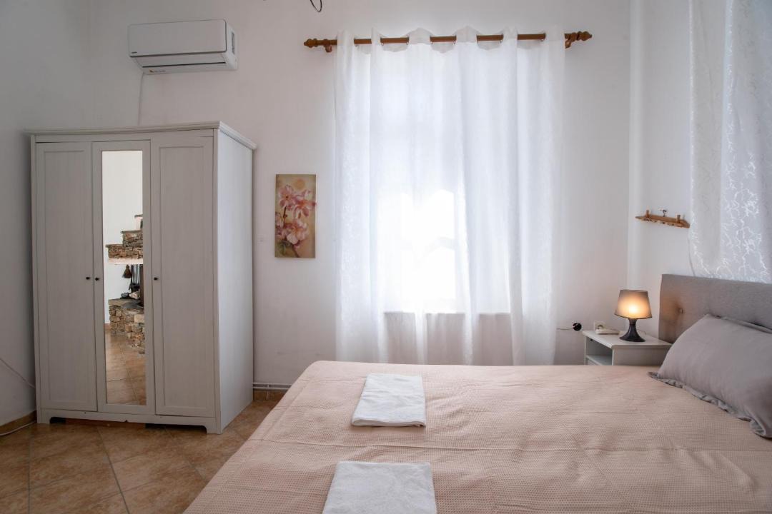 Photo of Bedroom in Vivlos