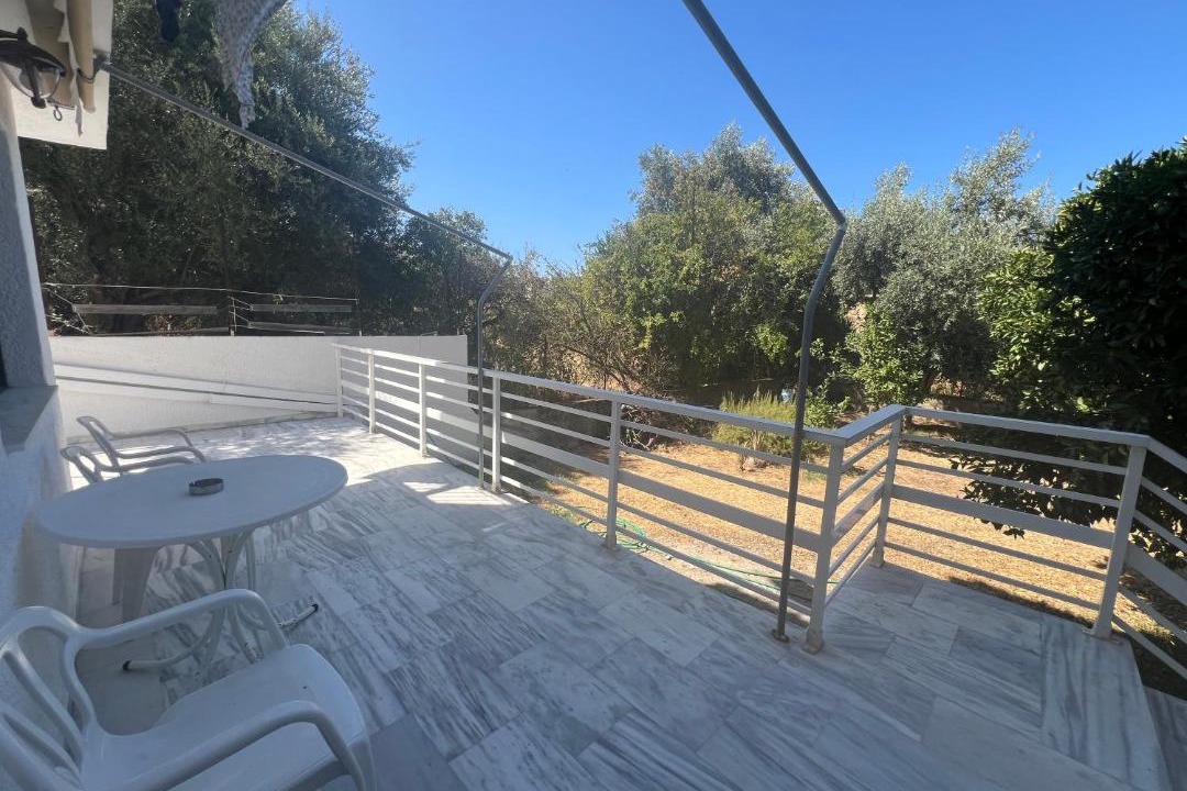 Photo of Patio Balcony in Akrogialion