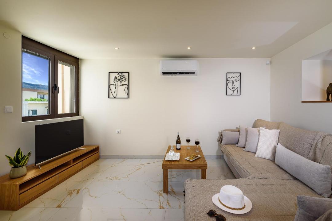 Photo of Livingroom in Souda