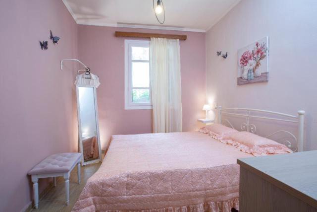 Photo of Bedroom in Sivota