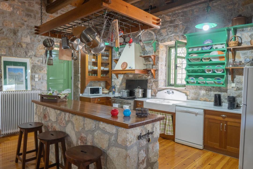 Photo of Kitchen in Petrochori