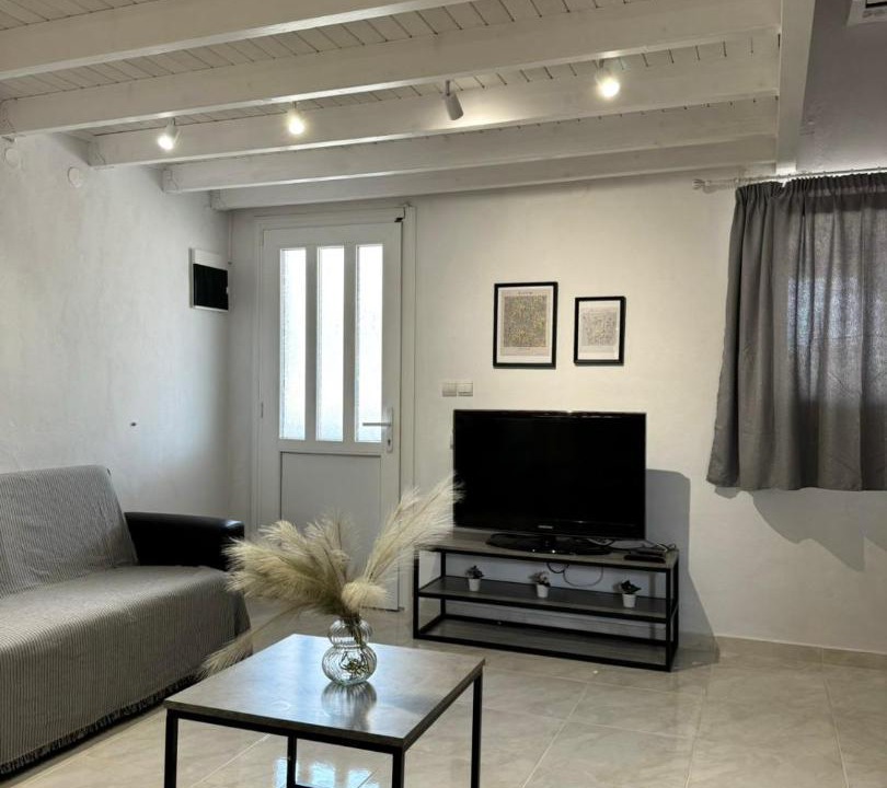 Photo of Livingroom in Maroneia-Sapes