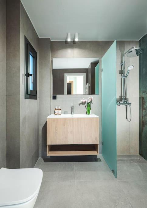 Photo of Bathroom in Kerameikos