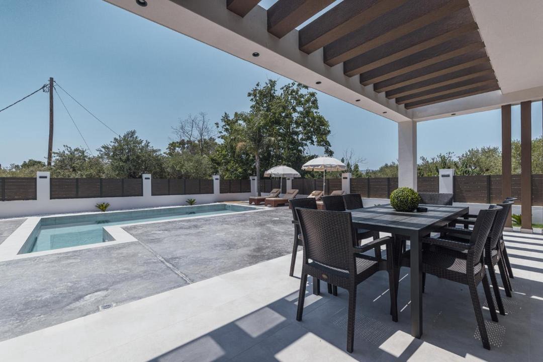 Photo of Patio Balcony in Kalamaki