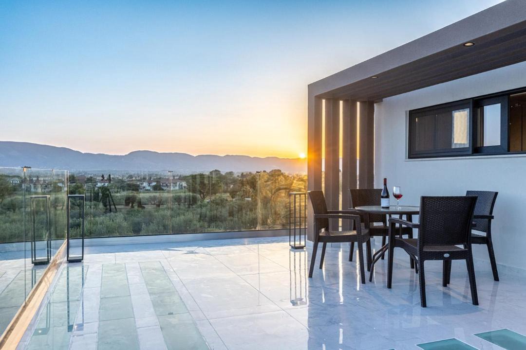 Photo of Patio Balcony in Kalamaki