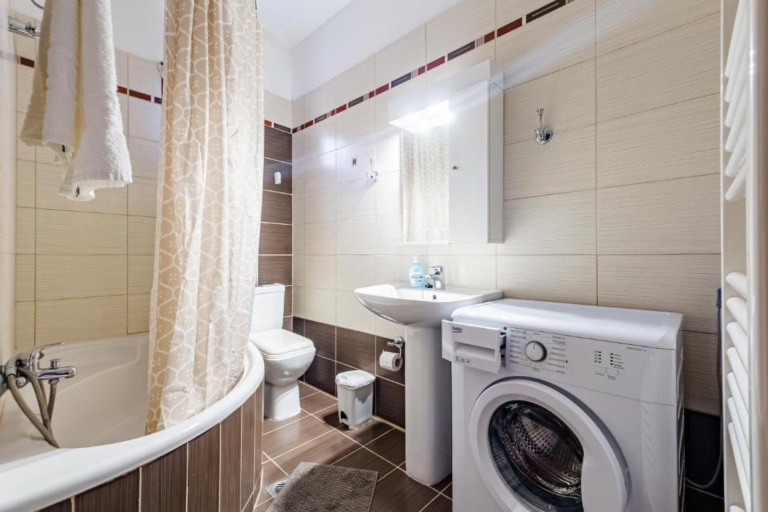 Photo of Bathroom in Polichrono
