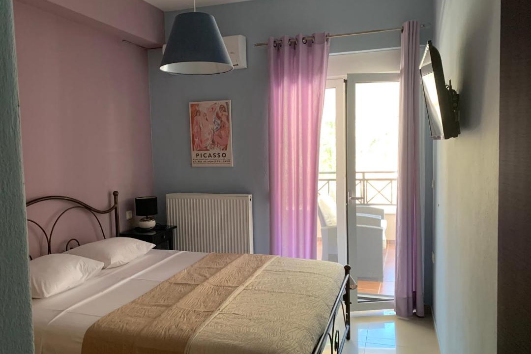 Photo of Bedroom in Kokkini Chani