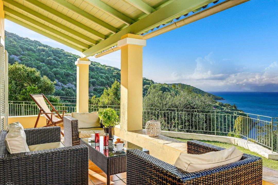 Photo of Patio Balcony in Apraos