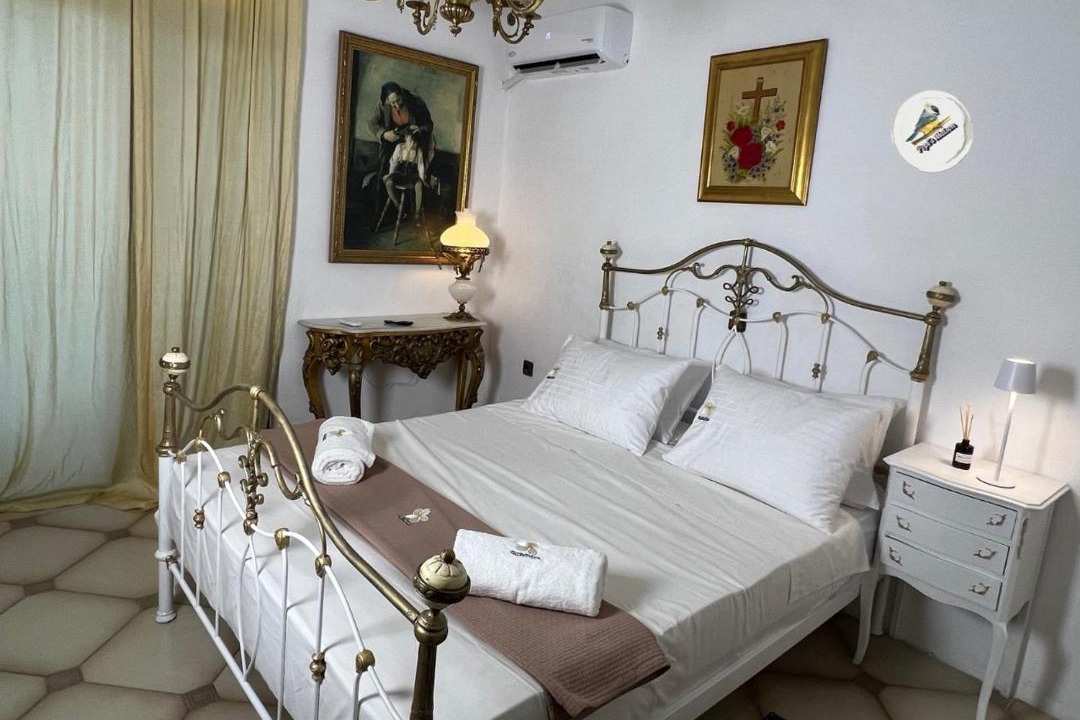 Photo of Bedroom in Petaloudes