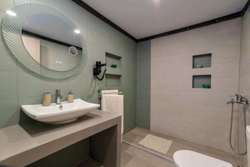 Photo of Bathroom in Kandila