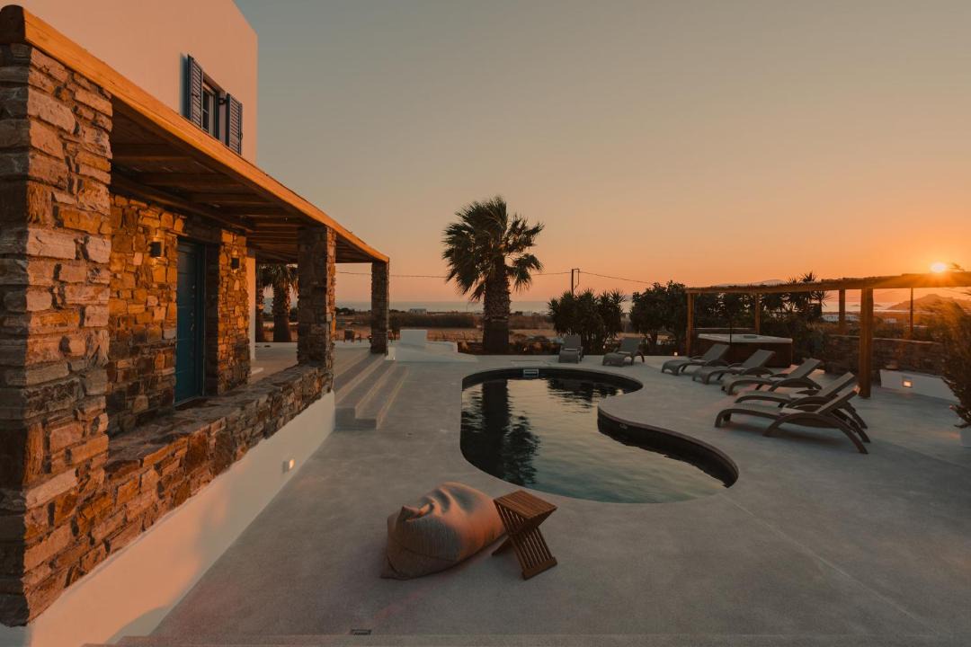 Photo of Others in Naxos