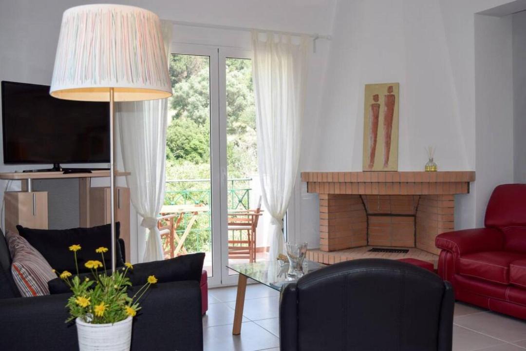 Photo of Livingroom in Dhrakata