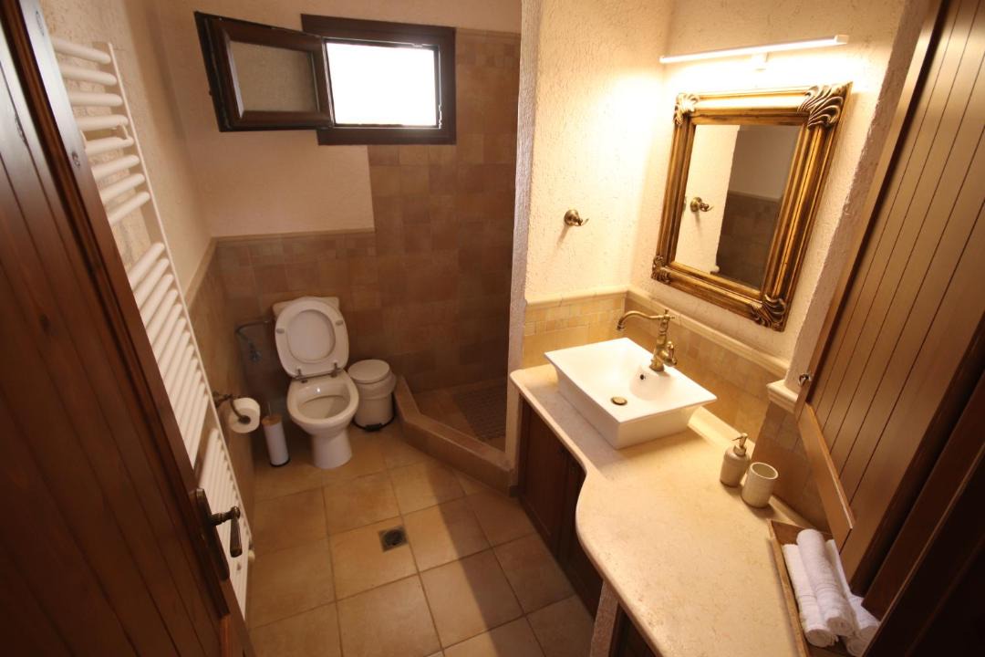 Photo of Bathroom in Alexandroupoli