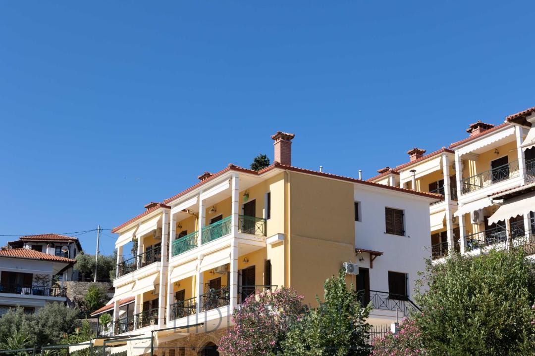 Photo of Buildings in Pirgadikia