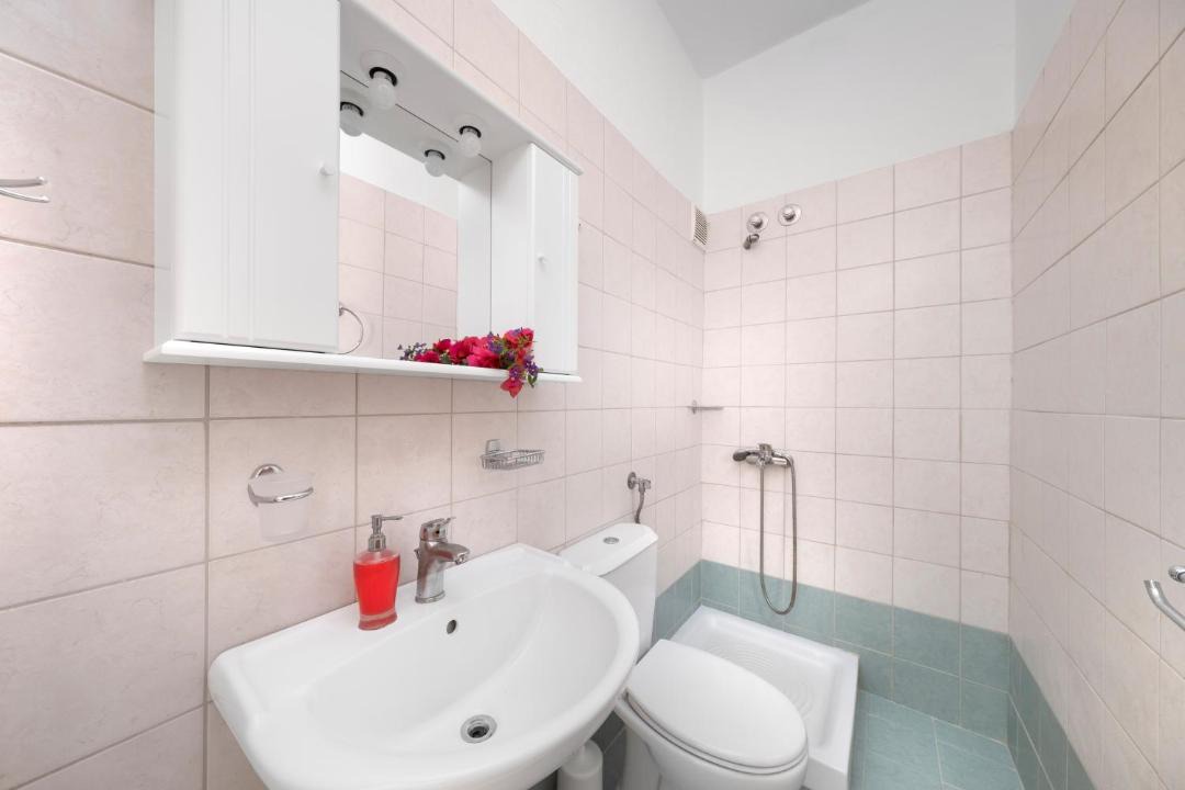 Photo of Bathroom in Koropi
