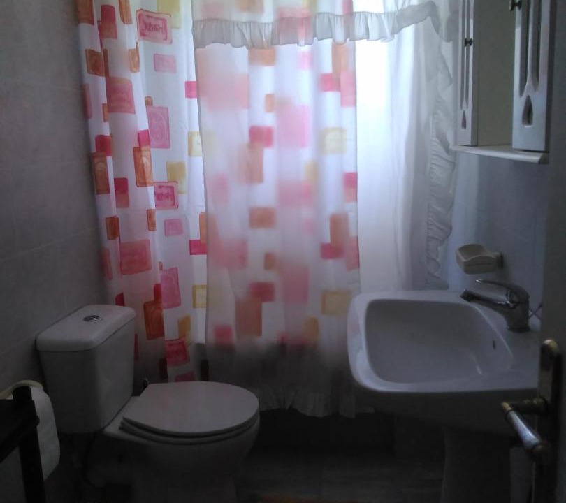 Photo of Bathroom in Petaleia