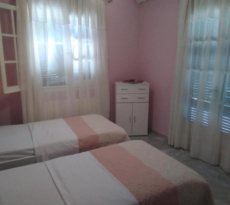 Photo of Bedroom in Petaleia
