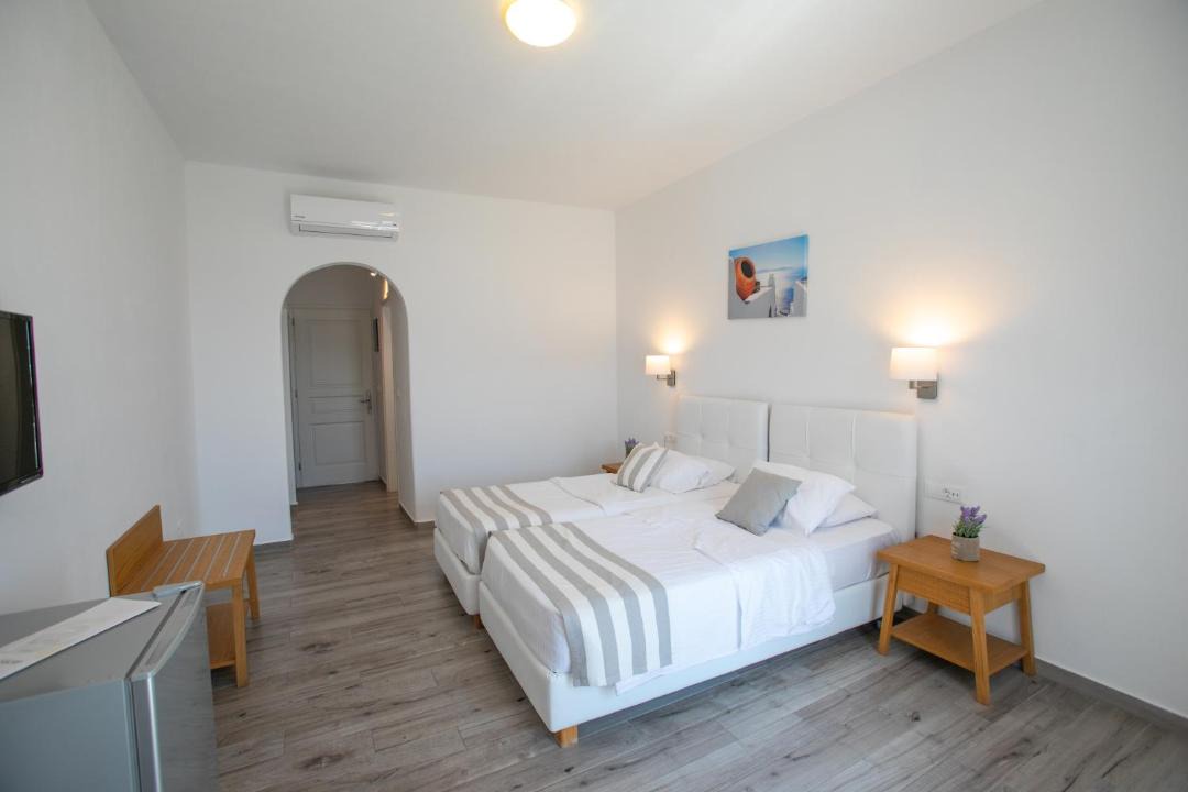 Photo of Bedroom in Platis Gialos