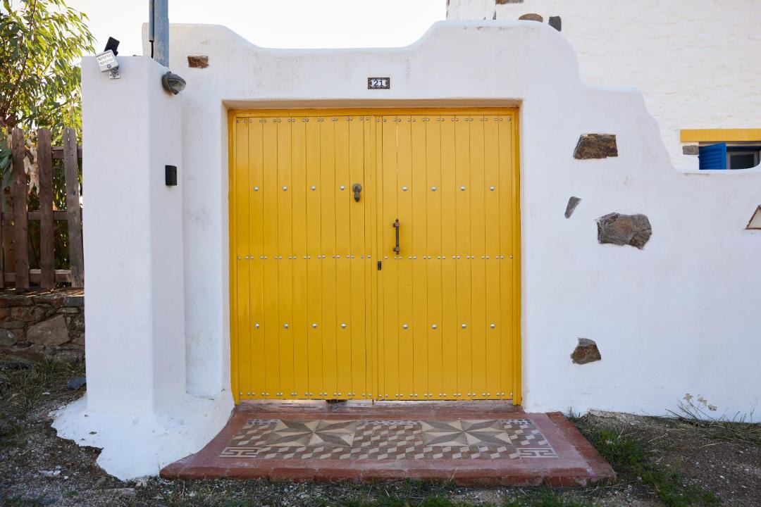 Photo of Buildings in Volissos