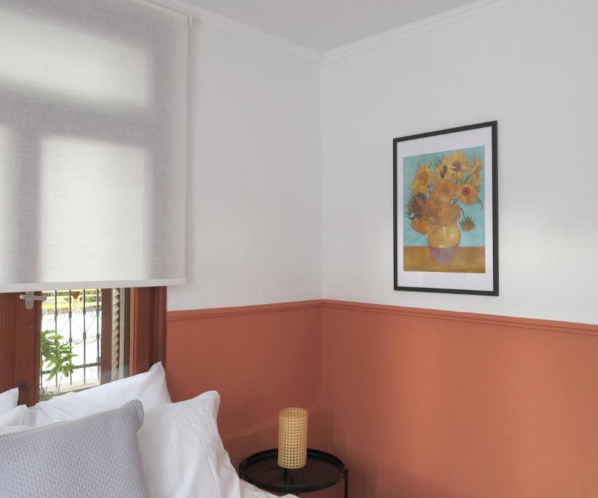 Photo of Bedroom in Drama