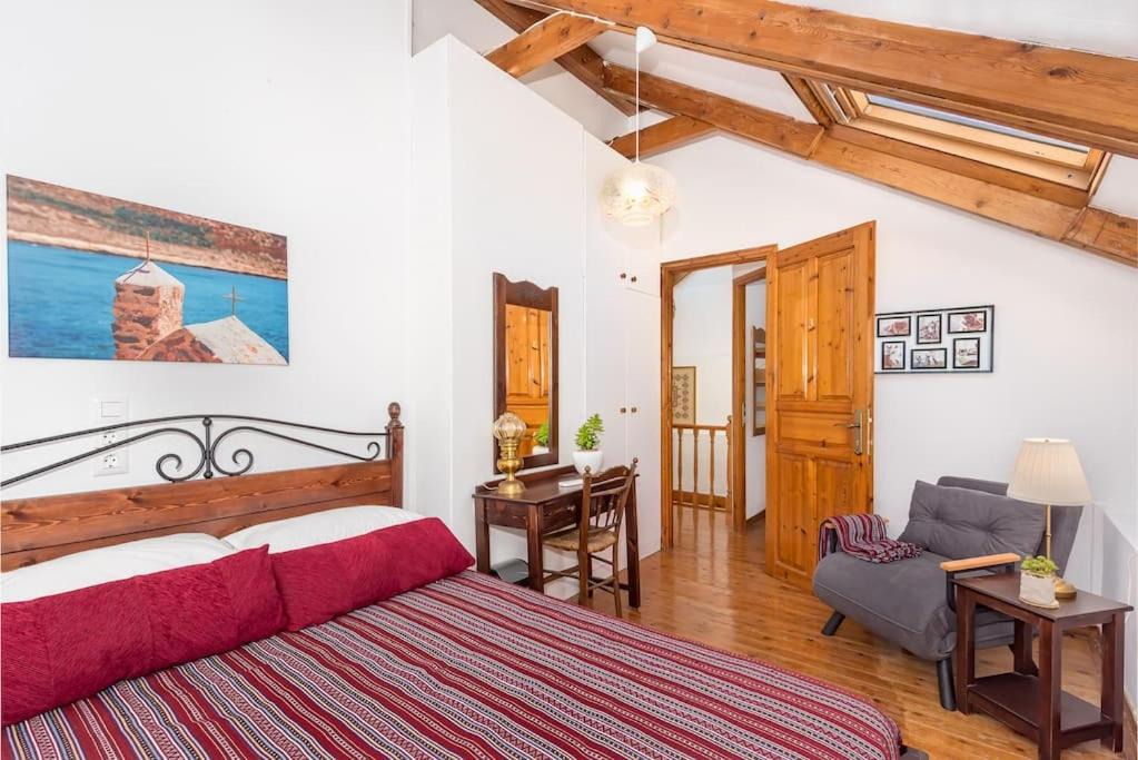 Photo of Bedroom in Koum Kapi