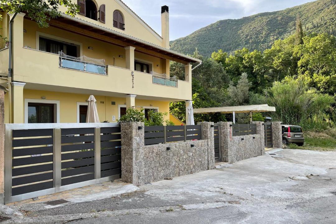 Photo of Buildings in Ipsos