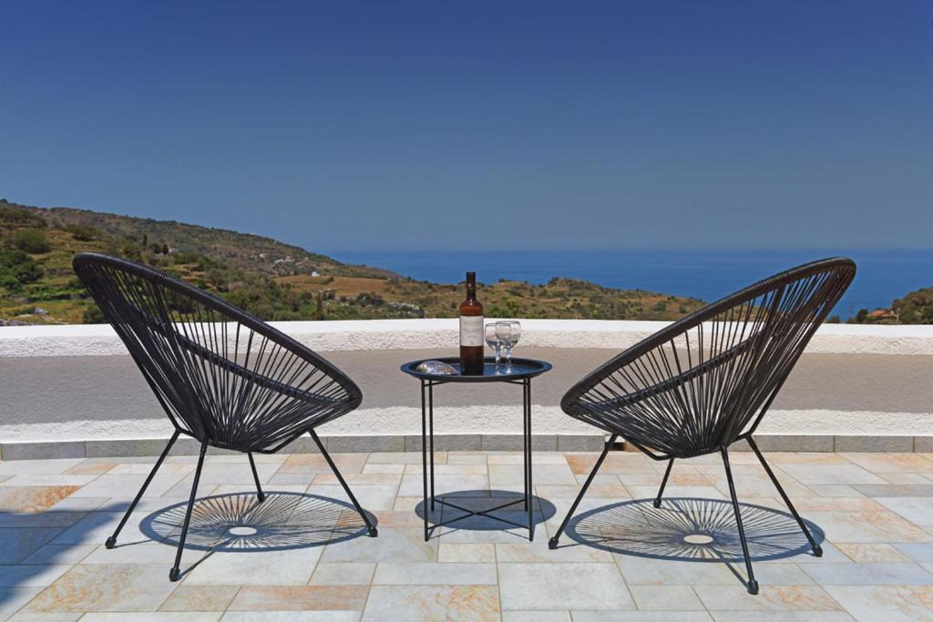 Photo of Others in Evdilos