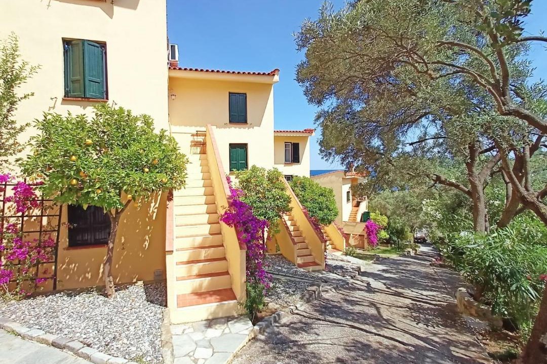 Photo of Buildings in Sithonia