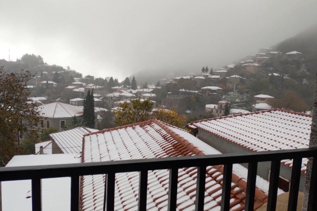 Photo of Patio Balcony in Trikolonoi