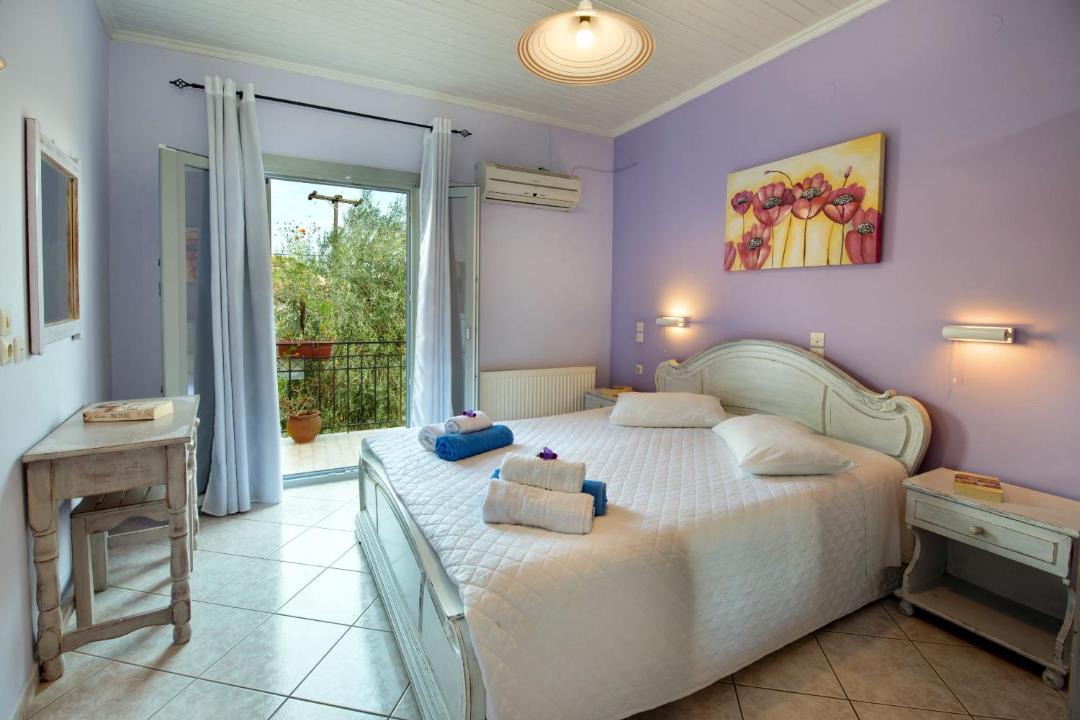 Photo of Bedroom in Longos