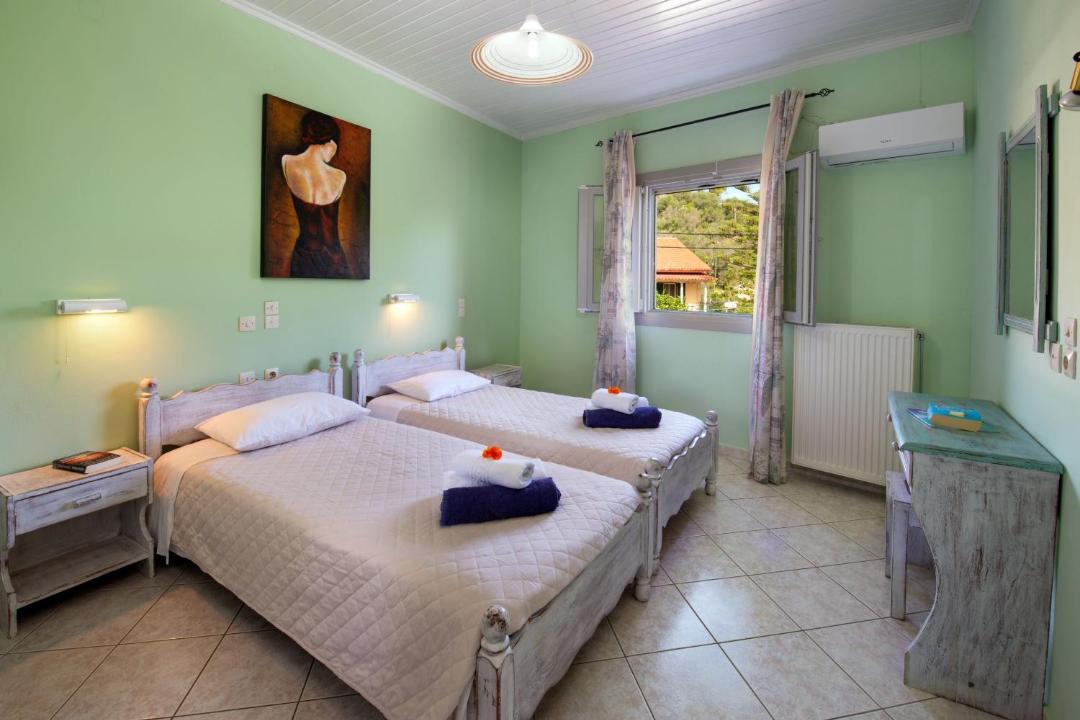 Photo of Bedroom in Longos