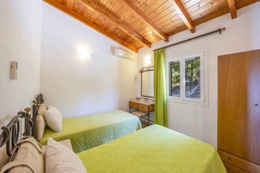 Photo of Bedroom in Koutsi