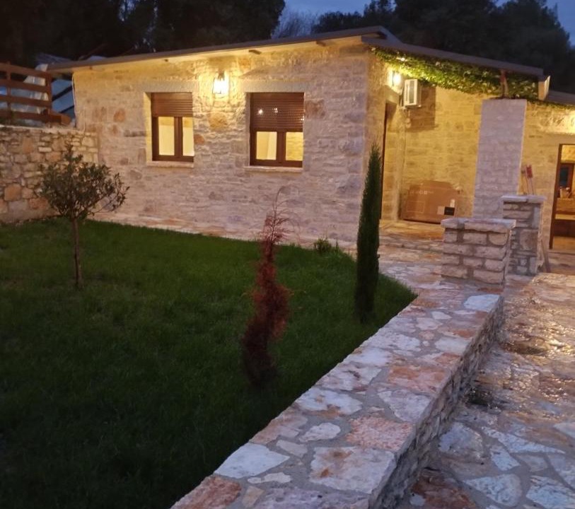 Photo of Buildings in Kalentzion