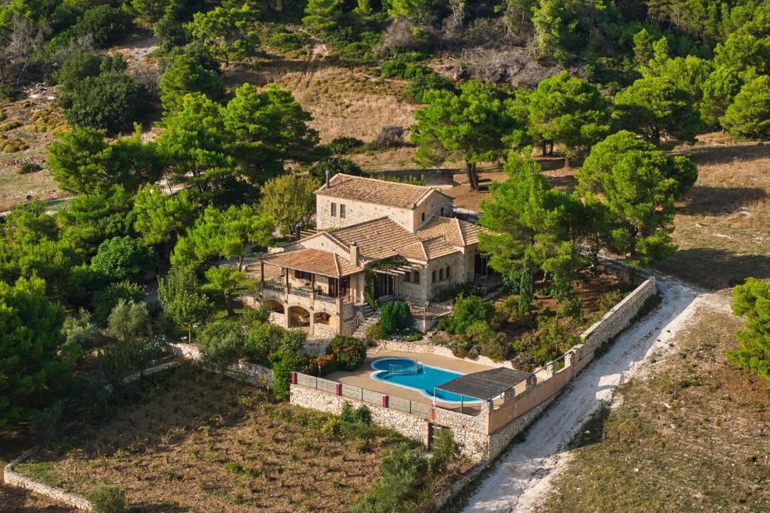 Photo of Outdoor in Koiliomenos