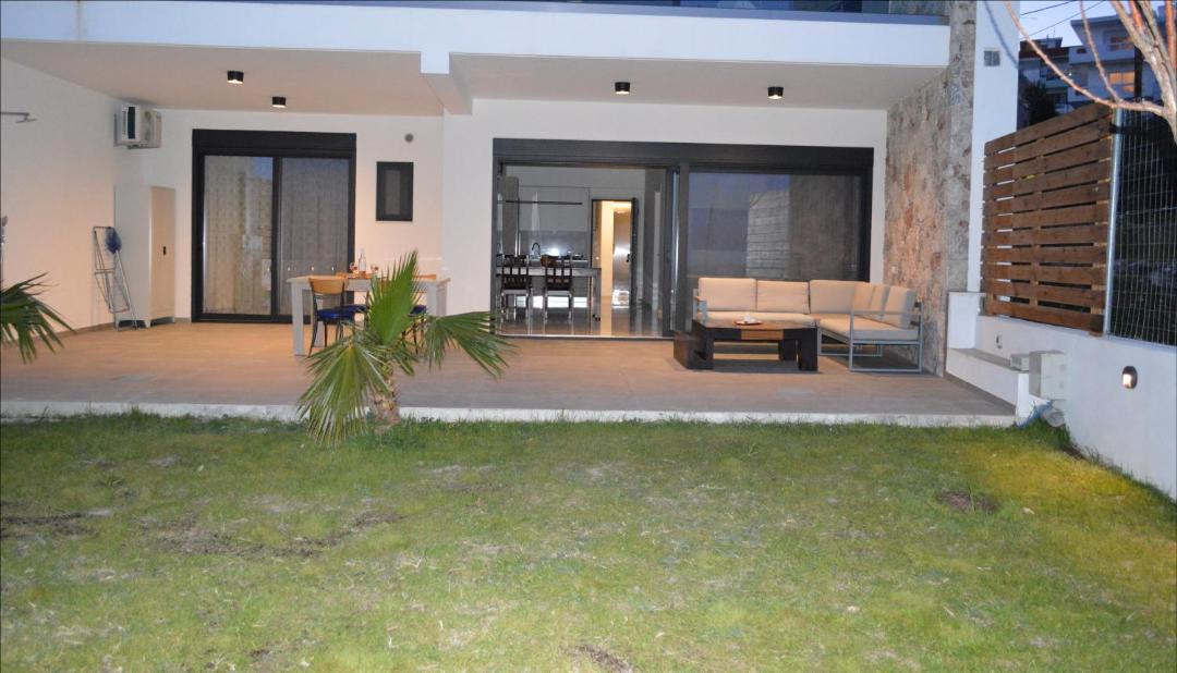 Photo of Patio Balcony in Petaloudes