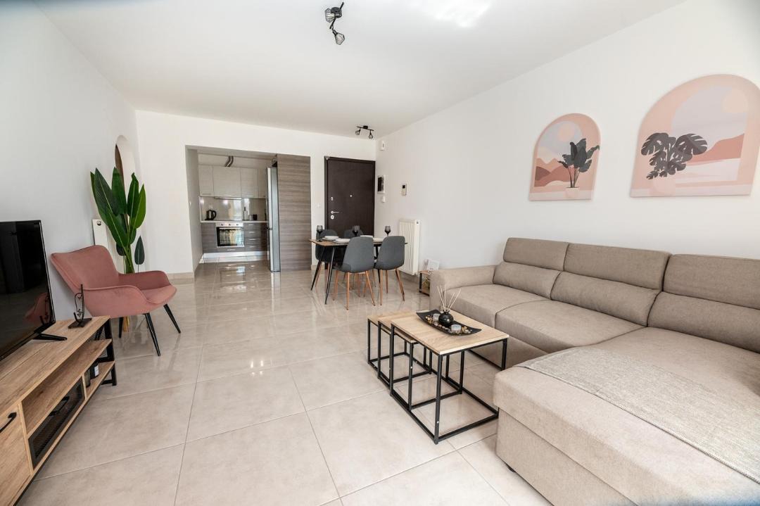 Photo of Livingroom in Keratsini-Drapetsona