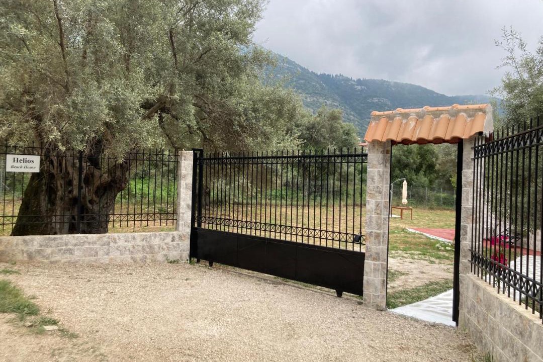 Photo of Others in Mikros Gialos