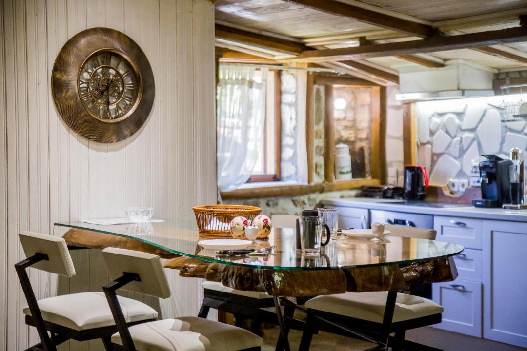 Photo of Kitchen in Tragilos