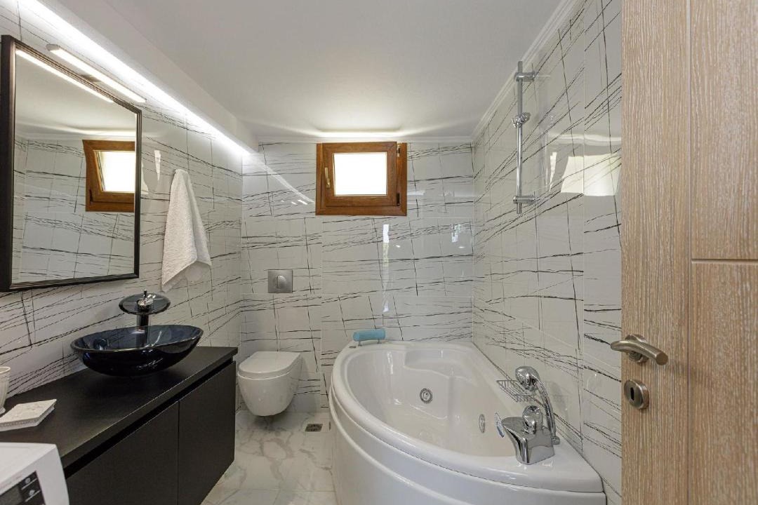 Photo of Bathroom in Achlades