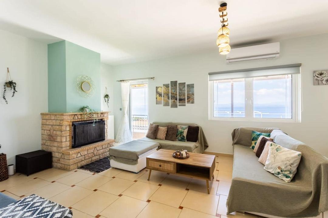 Photo of Livingroom in Paralia Vergas
